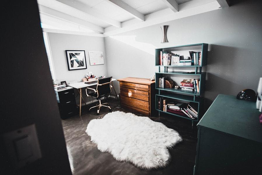 Escurecer o seu já pequeno espaço de escritório em casa