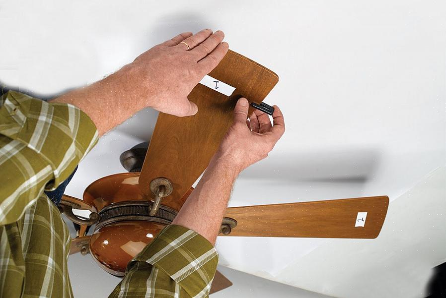 A causa de um ventilador oscilante é o desequilíbrio nas pás do ventilador ou no porta-pás