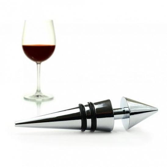 Aqui estão algumas maneiras de preservar uma garrafa de vinho aberta