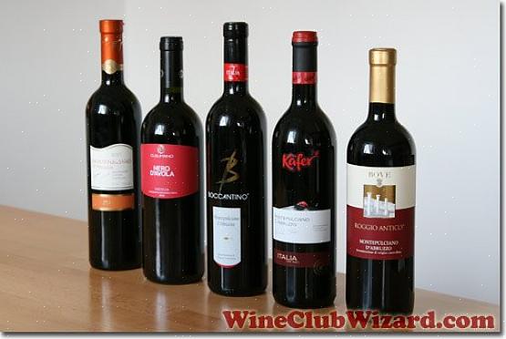 Os vinhos tintos são descritos com mais precisão como sendo "encorpados" ou "encorpados"