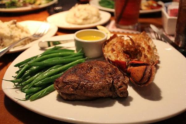 O Outback Steakhouse é uma das lanchonetes mais populares para quem gosta de bifes