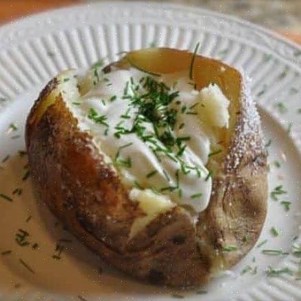 As melhores carnes para usar no seu bife do Outback são filé ou costela