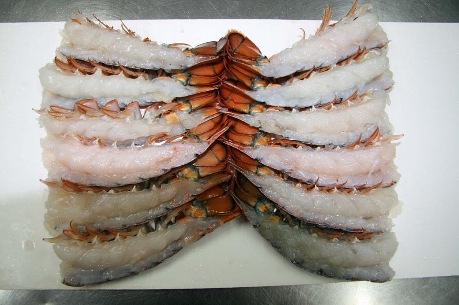 Se uma loja de frutos do mar perto de sua área vende cauda de lagosta fresca ou congelada