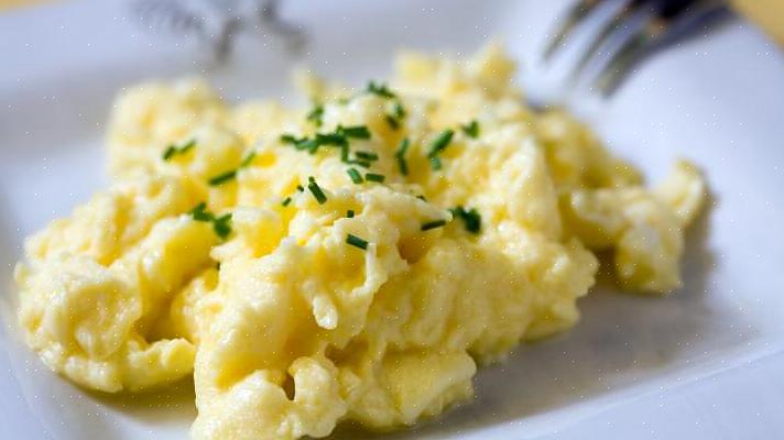 Siga estes passos para fazer os ovos mexidos mais deliciosos que o seu paladar já experimentou