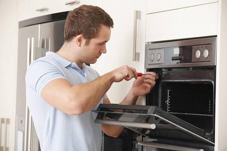 Esse é o momento em que você pode levar o seu forno de micro-ondas para o centro de reparos