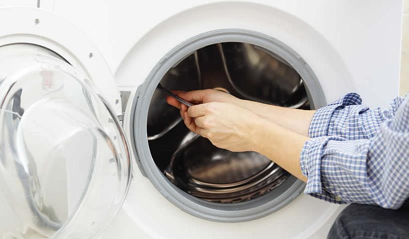 Se você tiver roupas presas na máquina de lavar