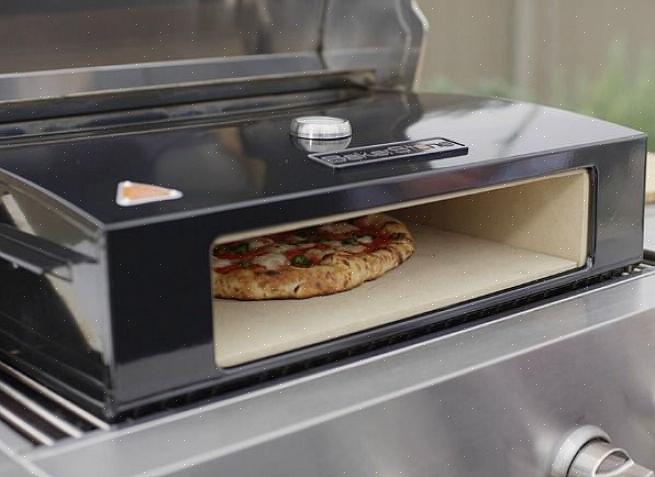 Você pode cozinhar uma pizza regular em uma churrasqueira a gás