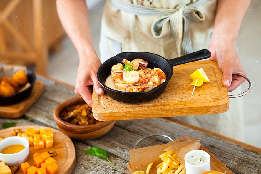 Cozinhe os alimentos em sua temperatura interna mínima segura pelo tempo certo