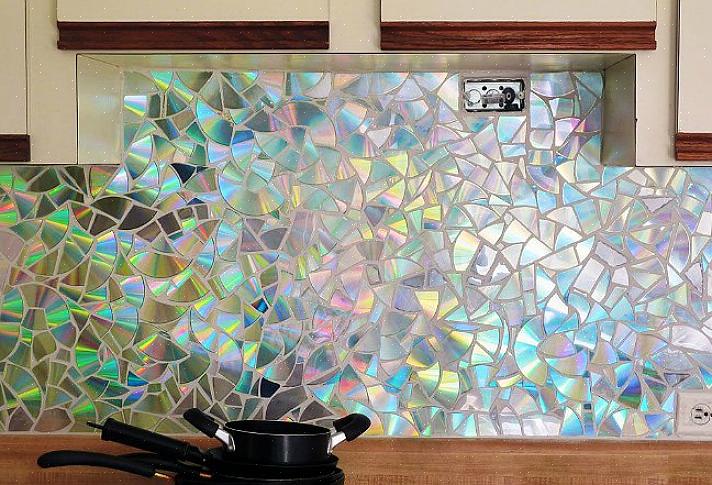 Aprenda como criar um backsplash de cozinha em mosaico