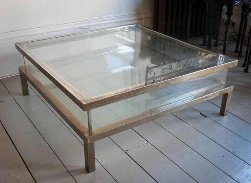 Fazer uma mesa de centro de vidro é um projeto excelente