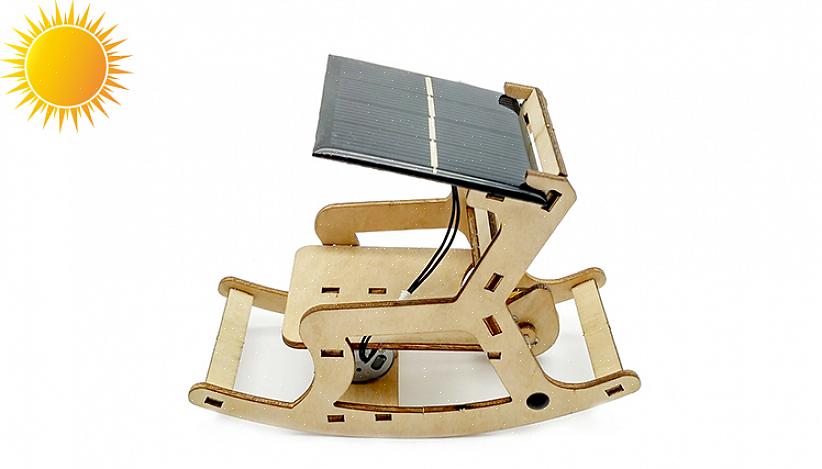 Estes incluem a cadeira de balanço de madeira dobrada