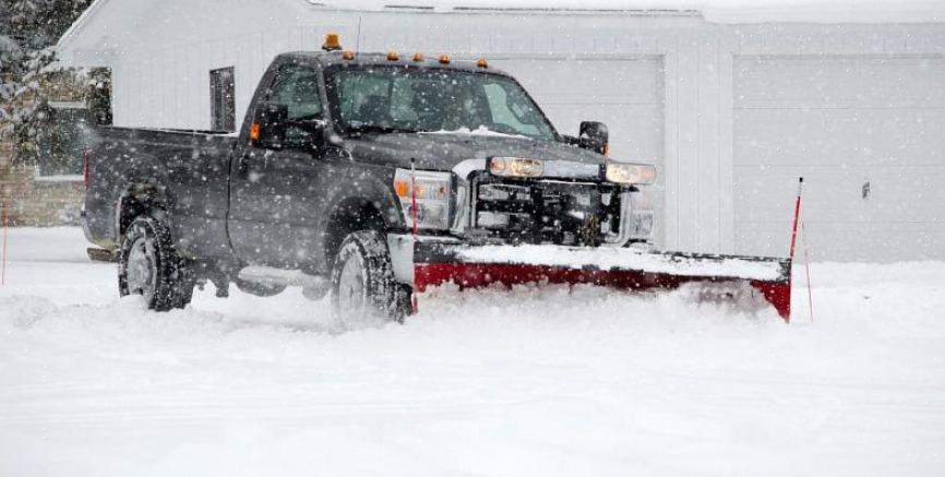 Os serviços de remoção de neve estão disponíveis durante a temporada de neve