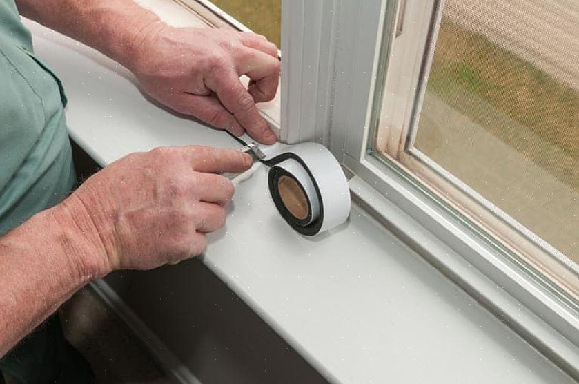 Um selo de boa qualidade pode cobrir qualquer rachadura ou quebra ao longo da moldura da janela