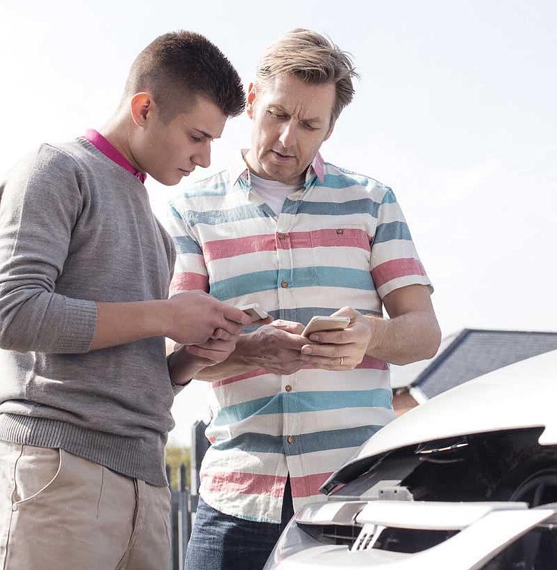 Muitas pessoas acreditam que obterão as melhores taxas comprando um seguro automóvel online