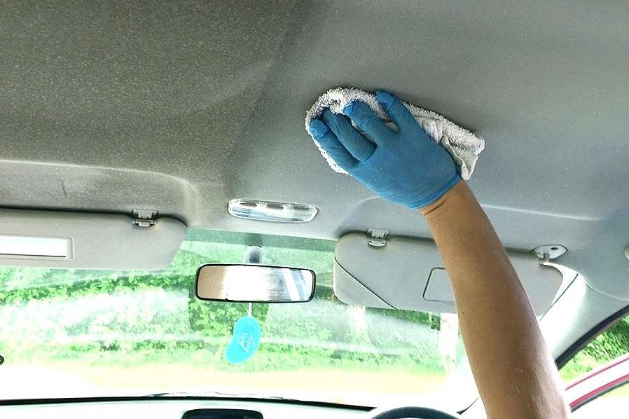 Aqui estão algumas dicas sobre como limpar o teto do interior do seu carro
