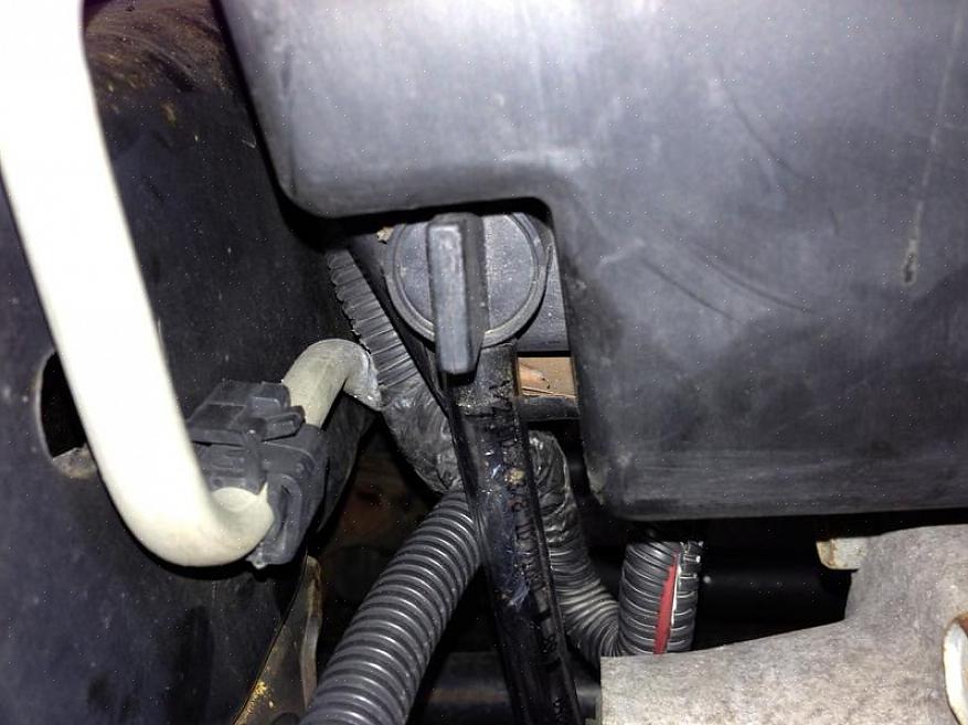 O líquido de arrefecimento do radiador mantém o radiador do seu carro em ótima forma