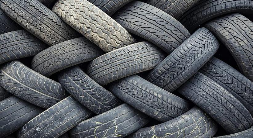 Os amortecedores ajudam os pneus a se desgastarem de maneira uniforme