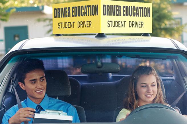 Eles oferecem cursos de educação para motoristas aprovados pelo estado que podem ser feitos online 20,57