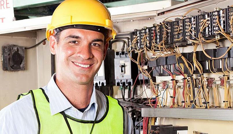 É encontrar um emprego de aprendiz de eletricista