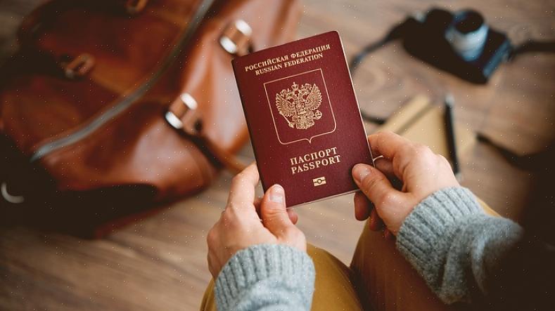 Usar um passaporte secundário torna-se uma questão de segurança pessoal