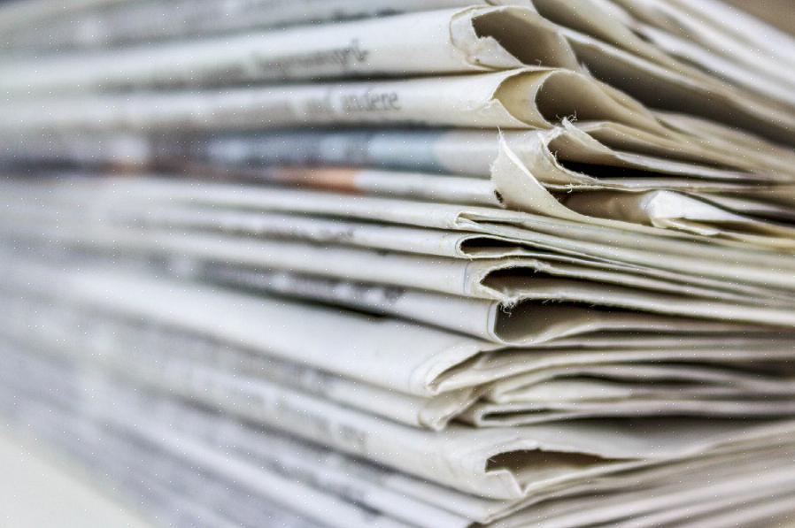 Os jornais precisam de editores de jornais para garantir que seus jornais não sejam abaixo do padrão