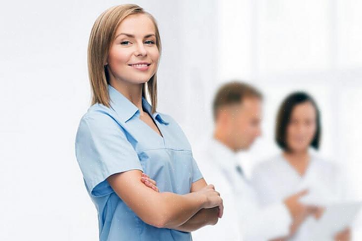O trabalho de uma enfermeira registrada ou gerente de caso RN é simplesmente fornecer serviços médicos